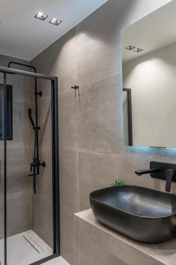 Luxury Studio Apartment In The Heart Of 아테네 외부 사진