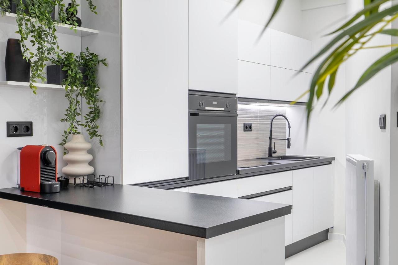 Luxury Studio Apartment In The Heart Of 아테네 외부 사진